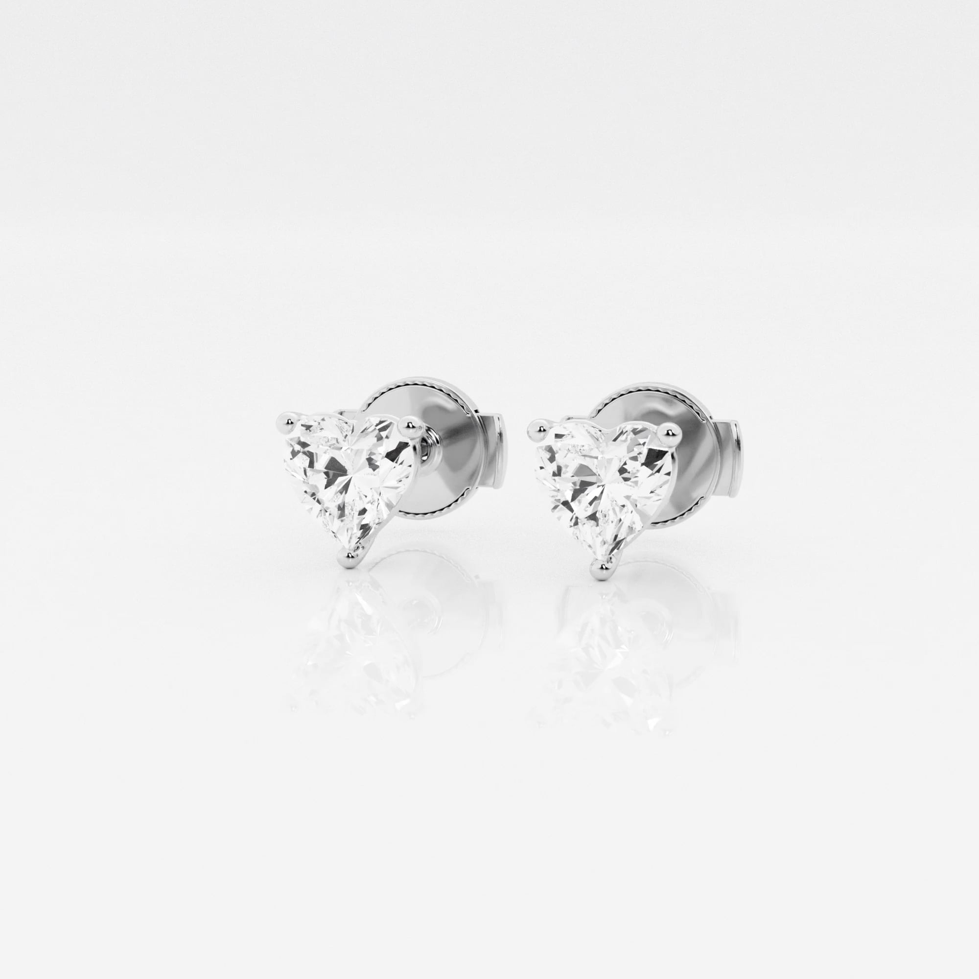 product video for näas Ethereal 1 ctw Heart Lab Grown Diamond Stud Earrings