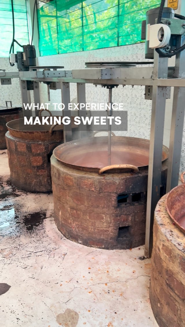 Making Sweets - What to do in Banos - Ecuador.⁠
