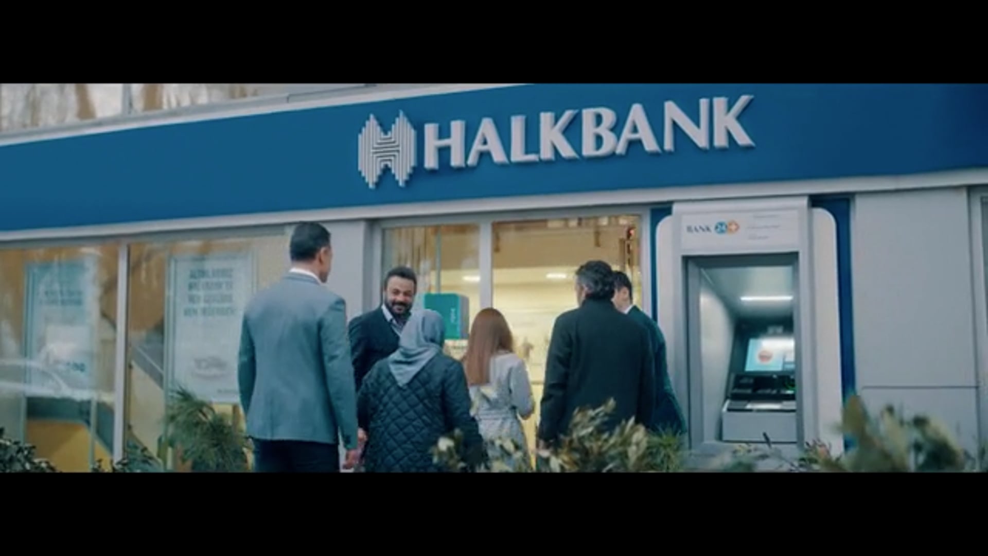 Halkbank - Türk Lirası ile Halkımız Kazanıyor, Ülkemiz Büyüyor!