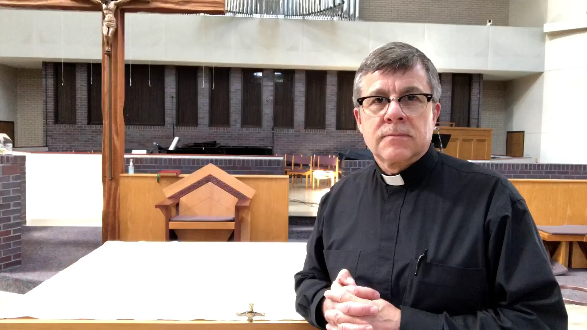 Ask Fr. Mark: is there a story behind the cross you hold during your ...