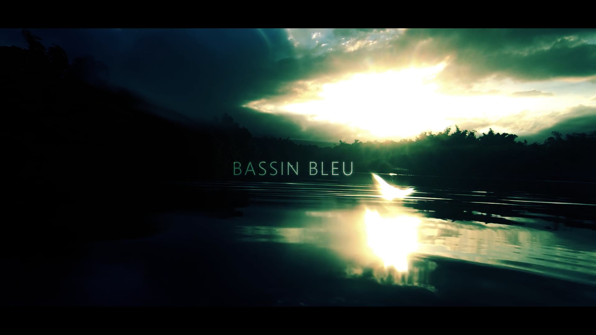 Teaser Documentaire "Bassin Bleu" VOSTFR - Coprod. Réunion la 1ère - France Télévision
