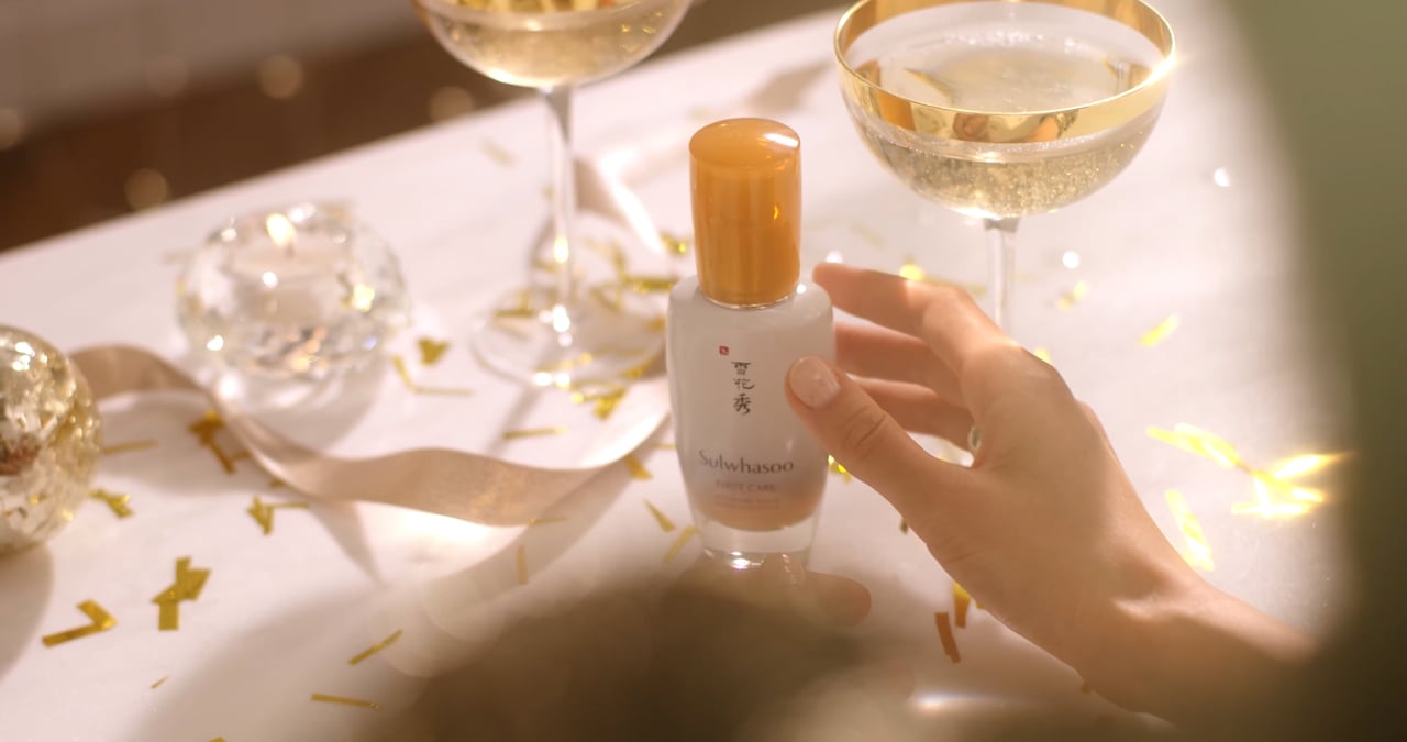 Sulwhasoo Holiday - Table Top (Unfocused)