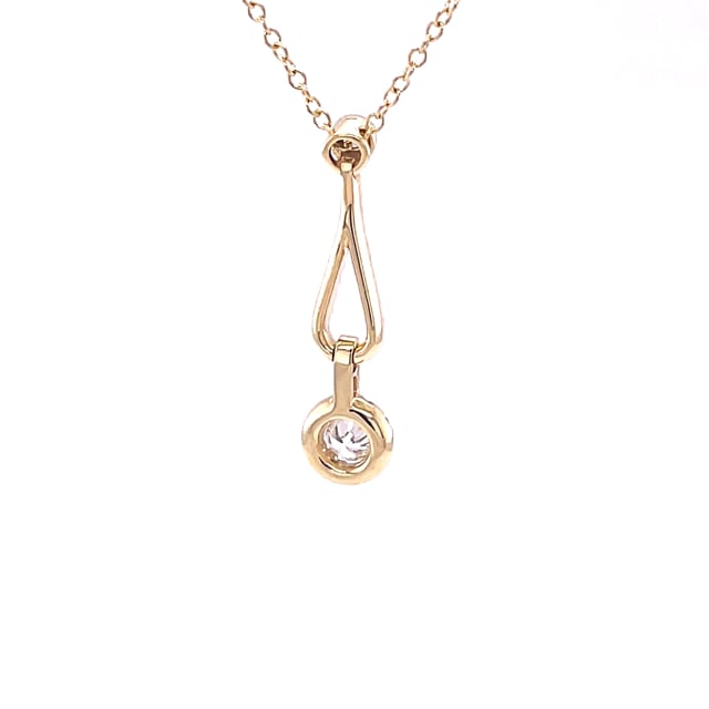 0.45 carat diamond necklace in yellow gold