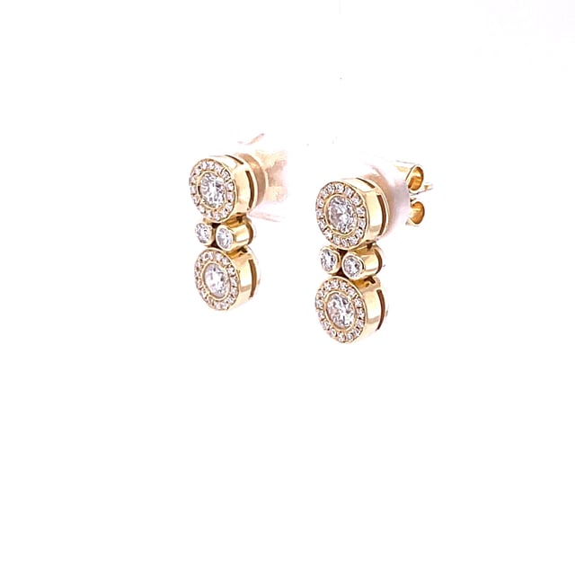1.00 carat diamond earrings in yellow gold