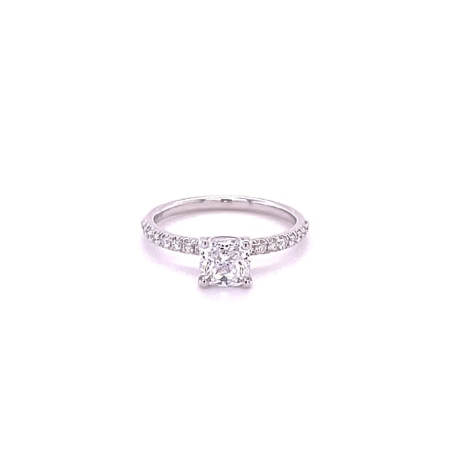 1.50 carat solitaire ring with a cushion diamond in red gold with side diamonds