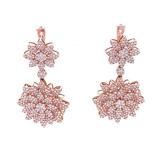 3.65 carat diamond flower earrings in red gold