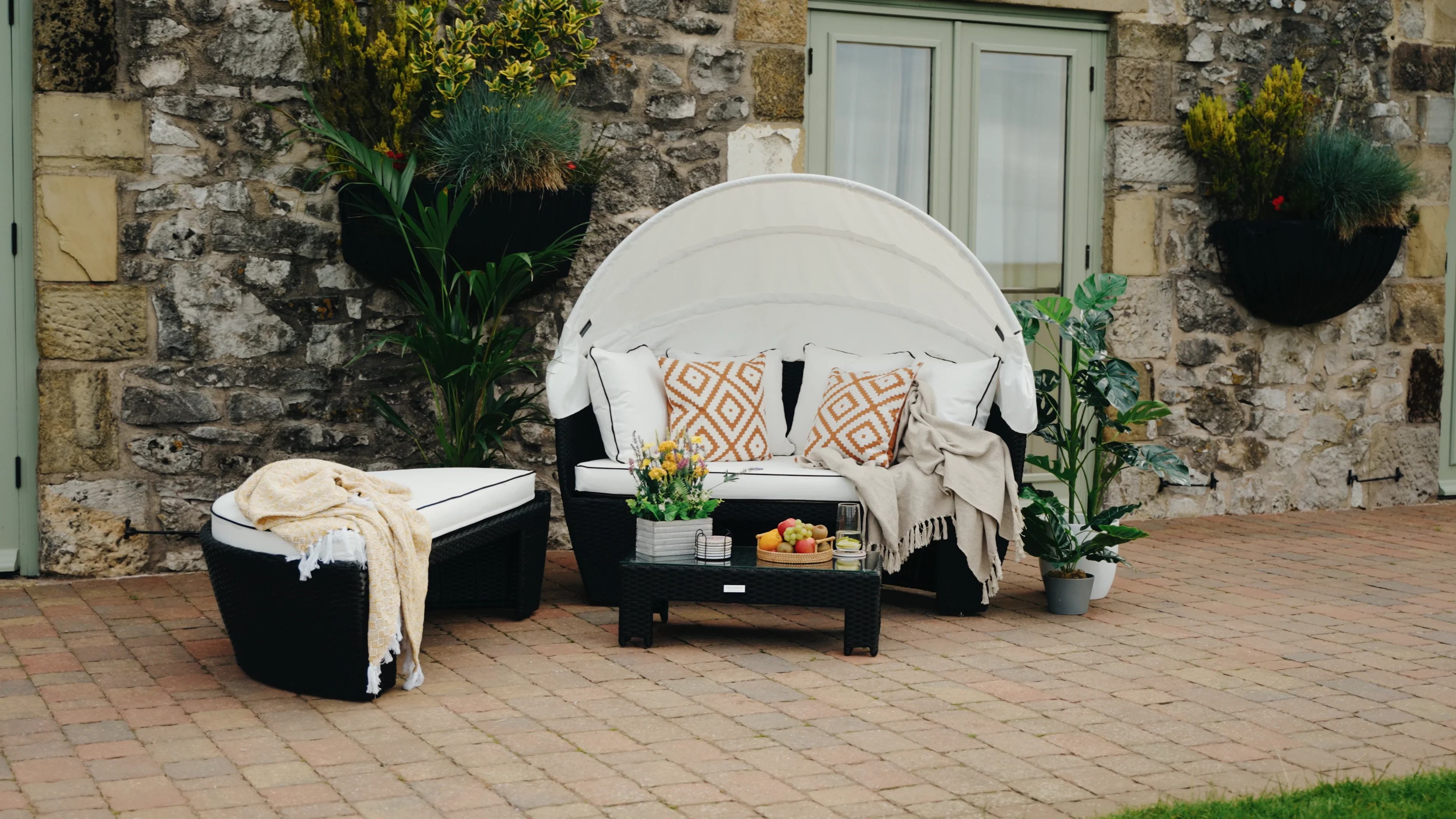 Venice Rattan Garden Day Bed in Black and Vanilla Rattan Direct