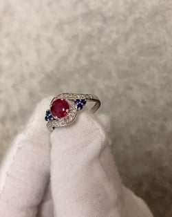 Vidéo: Bague Rubis Saphir et diamants sur Argent 925 2.702grs