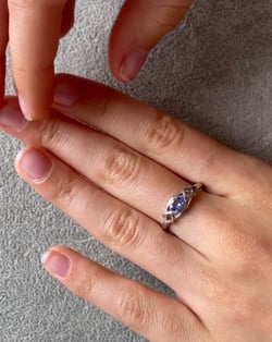 Video: 925 Silver Tanzanite Ring