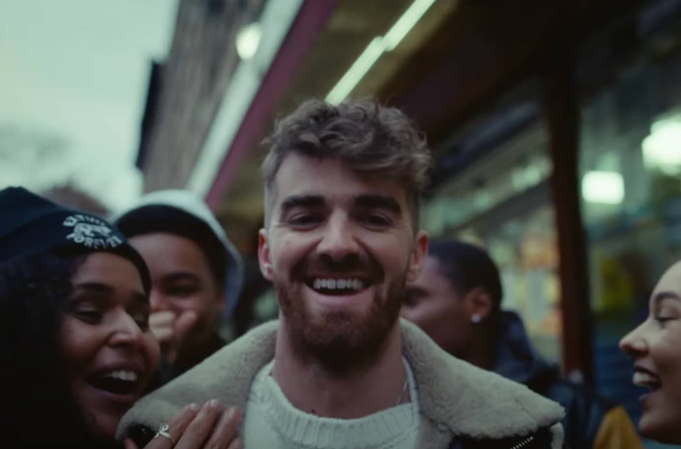 The Chainsmokers iPad on Vimeo
