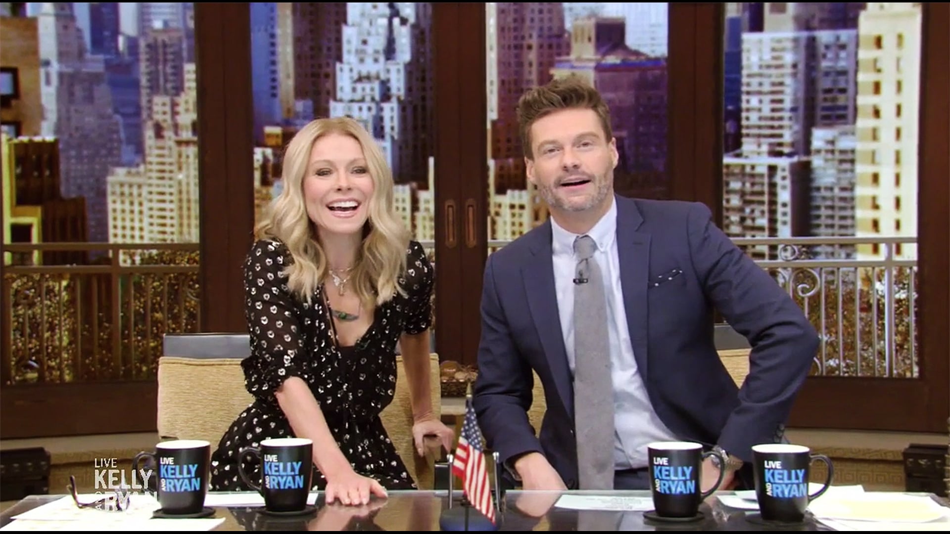 Live - Host Chat.mp4