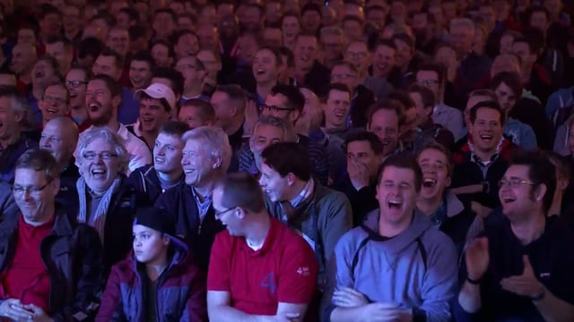 Optreden Pieter de Rijk in de IJsselhallen (6.000 man).