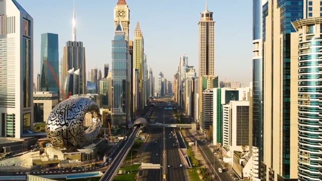 Dubai: Dubai - một điểm đến đẳng cấp của châu Á. Hãy tìm hiểu về các địa điểm du lịch nổi tiếng như Tháp Burj Khalifa, Khu mua sắm Dubai Mall và bãi biển Jumeirah. Đảm bảo rằng bạn sẽ bị thu hút bởi vẻ đẹp của thành phố đầy mê hoặc này.