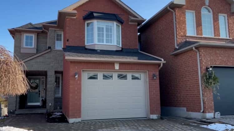 21 Brodie Court Bowmanville Ontario FOR SALE