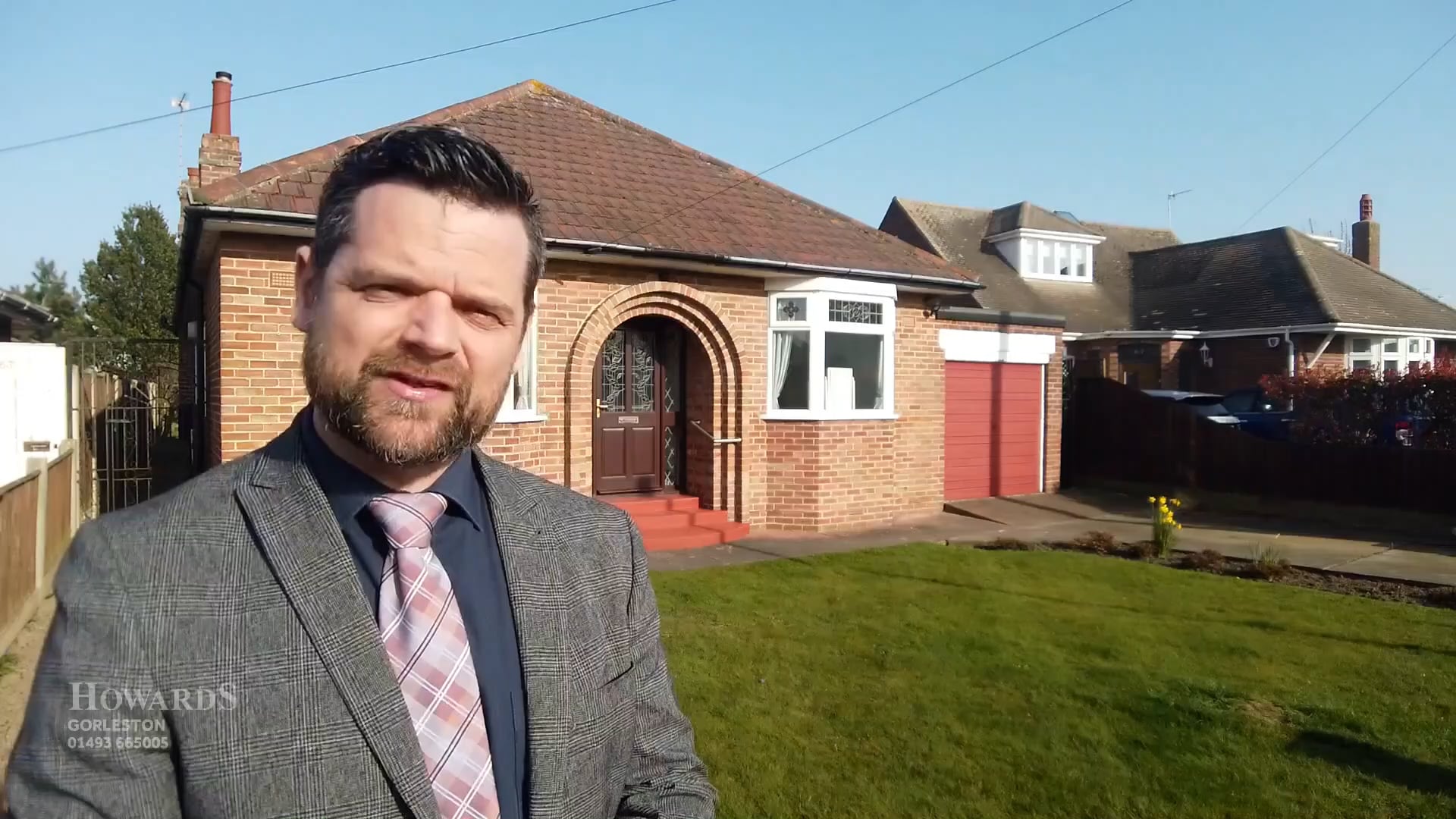 Quick Sneak Peek of Victoria Road, Gorleston, 3 bedroom Bungalow For