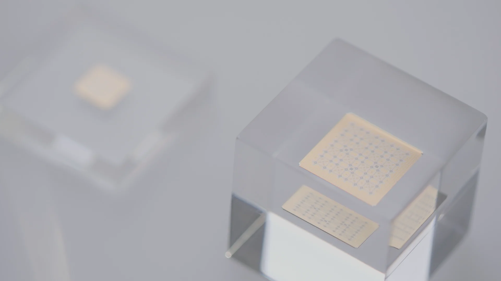 1879タイムリープ量子力学揺らぎゼロ磁場■ゴールドドラゴン流体波動コア■▓御守 超伝導量子干渉計 - Wikipedia