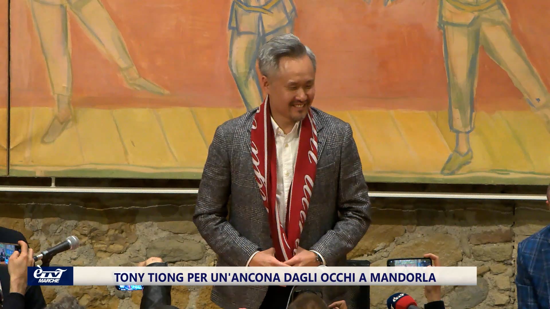 Tony Tiong per un'Ancona dagli occhi a mandorla - VIDEO