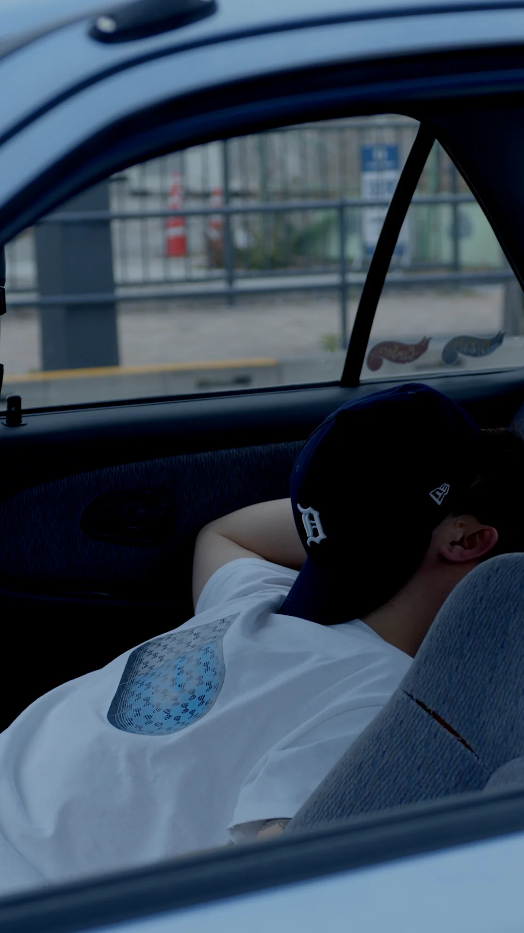 CarService × BLOHM × Bobby Yamamotoのトリプルコラボシューズ