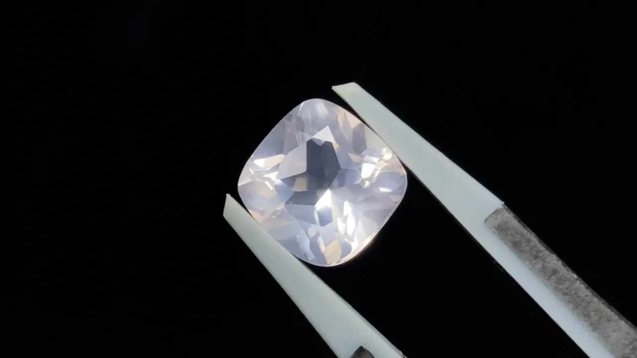 ローズクォーツ ルース 宝石質ローズクォーツAAA ルース スクエアファセットカット8×8mm