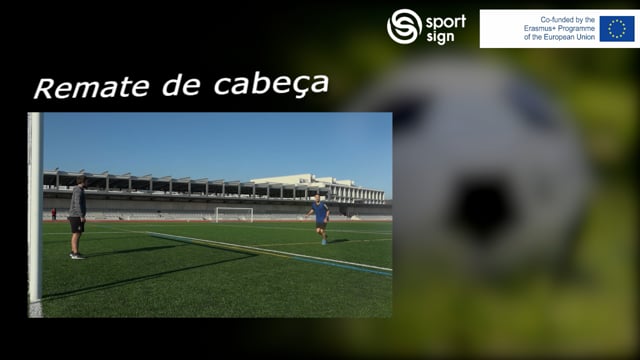 Futebol - Remate de cabeça