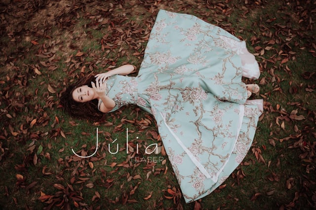 Teaser da Jufotografo-de-debutantes-rj-festa-de-quinze-anos- fotografo-de-quinze-anos-Maison-Rosa-Flor-vestido-de-debutante-aniversario-fotografo-rio-de-janeiro-inesquecivel-casamento-fotografo-Petropolis-debuts-melhor-fotografo-de-debutante-do-rj-ensalia