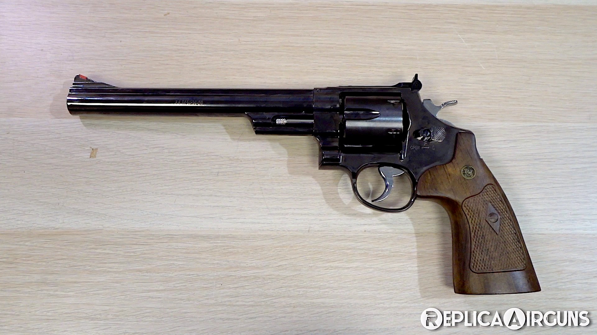 Umarex S&W M29 8 Inch Barrel Shell Loading CO2 BB Revolver Table Top Review