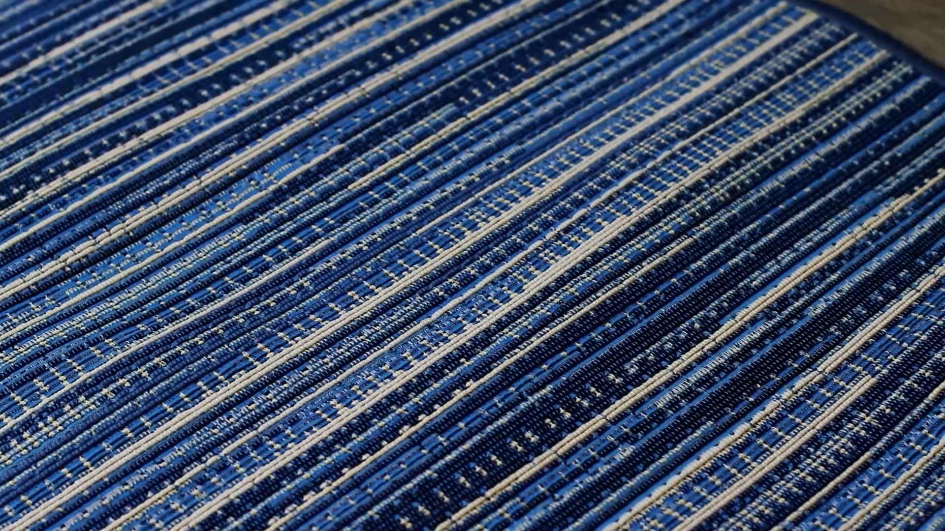 Marina Stripes Indoor/Outdoor Rug, 7'10