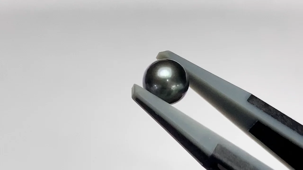 淡水真珠AAA ラウンド5～5.5mm 【片穴】 メタリックネイビー 2ペア