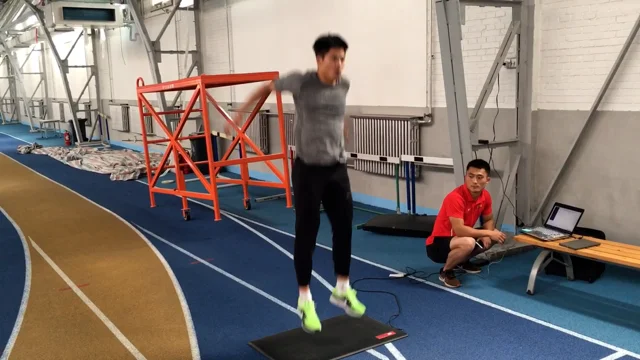 Moticon ReGo Drop Jump test for assessing plyometric skills and foot loading