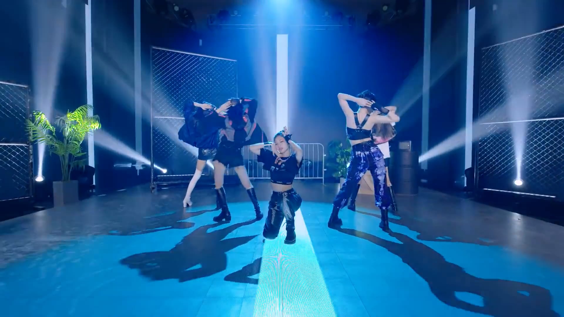 ITZY「Voltage」Special Performance Movie (from『Voltage』Release event)