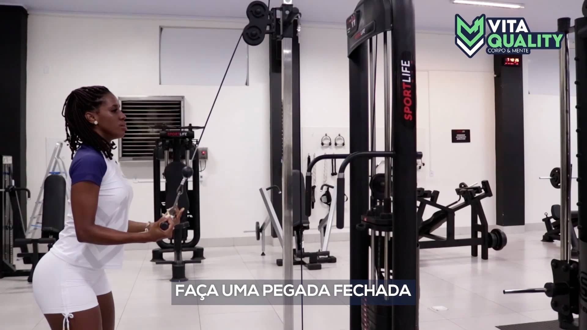 tríceps pulley inverso comum on Vimeo