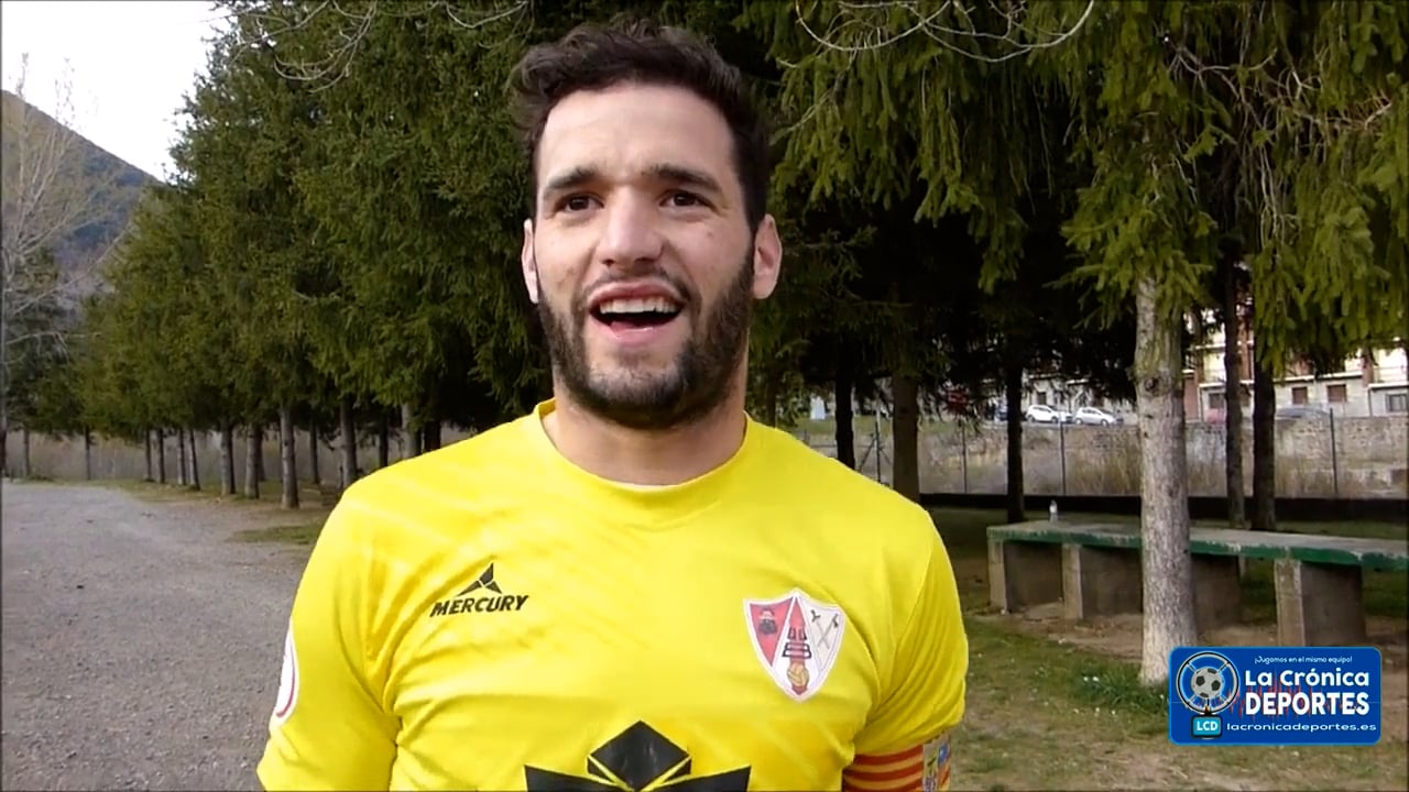 HUGO GISTAU (Jugador Barbastro) UD Biescas 0-1 UD Barbastro / Jornada 31 / 3ª División / Fuente: YouTube Deporte Cantera Sabiñánigo