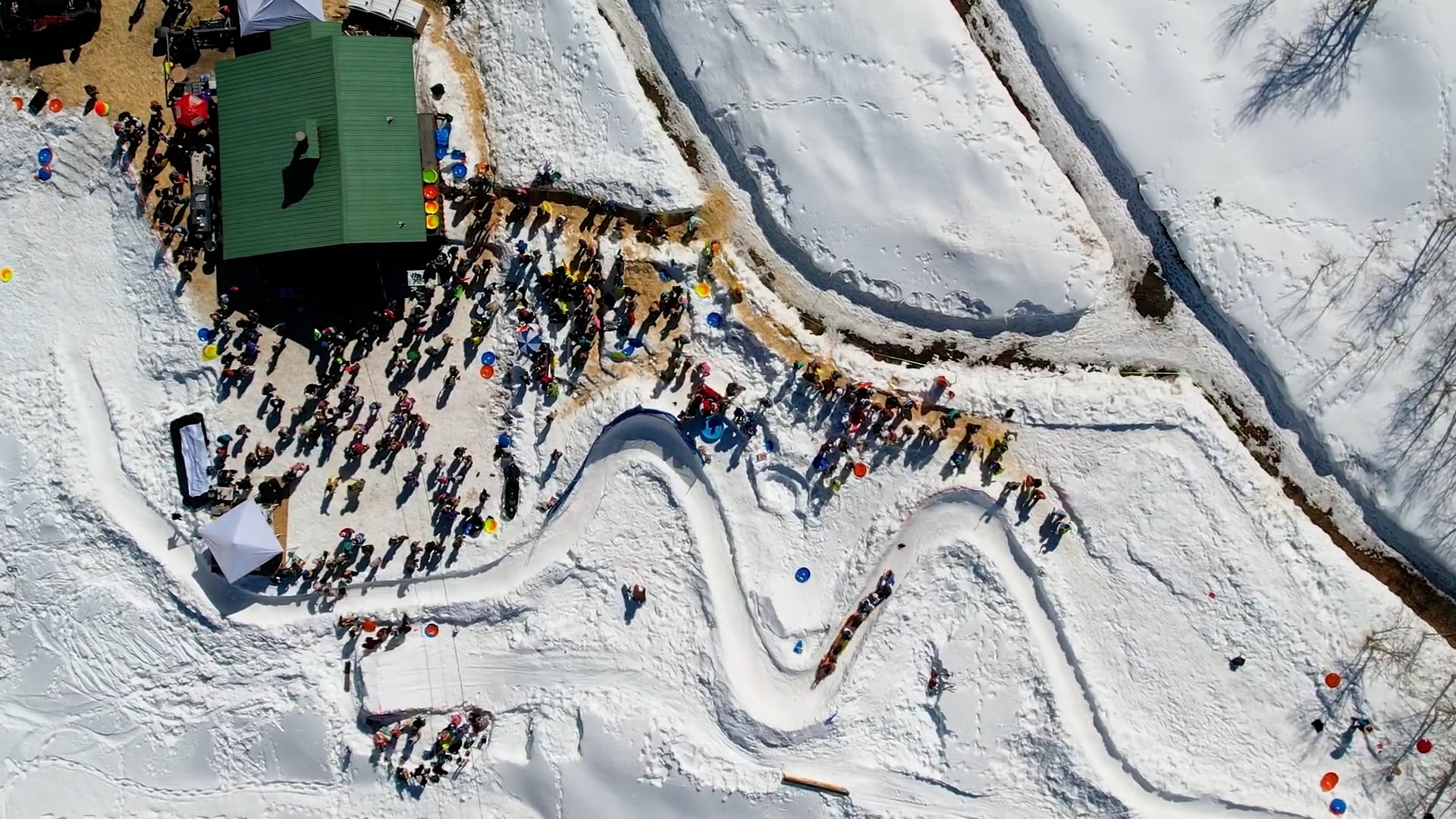 6th Annual Sleds And Kegs on Vimeo