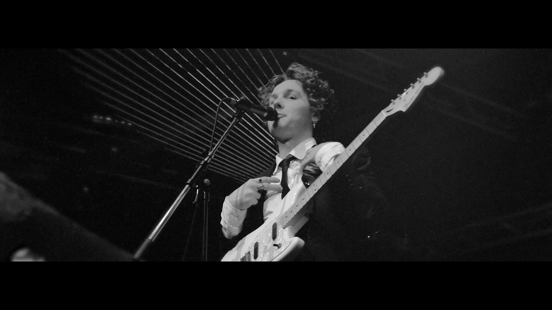 RED WINE TALK - SANDCASTLES (Live At Epic Studios)