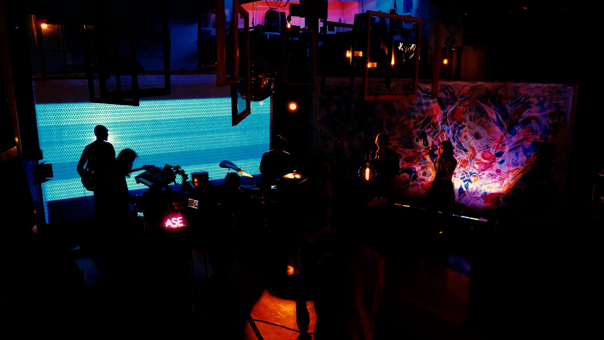 Frase VHS 03 - Daggers & Shields