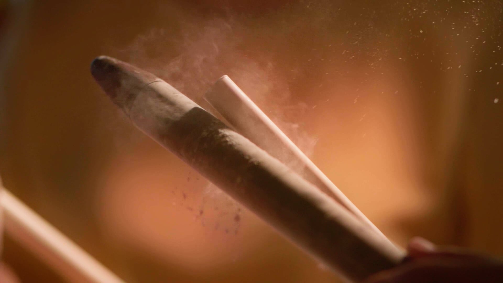 TANOTI : BETWEEN THE LINES