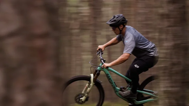 Casco Para Bicicleta Montana