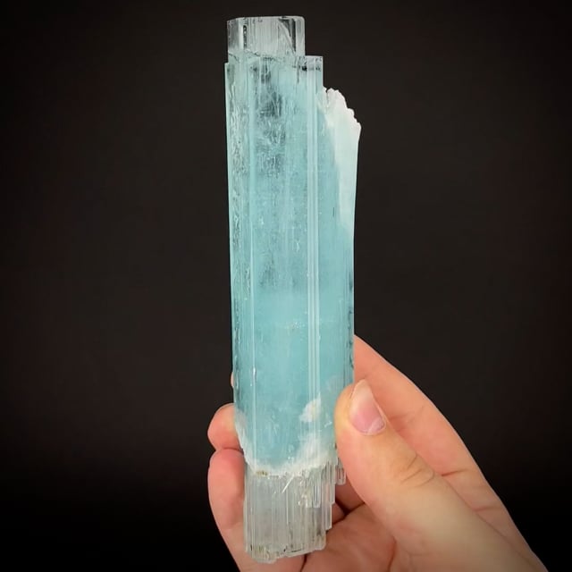 large gemmy DT Aquamarine