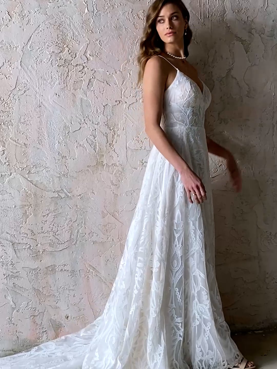 Maggie Sottero Hanaleigh 22MC937A01 on Vimeo