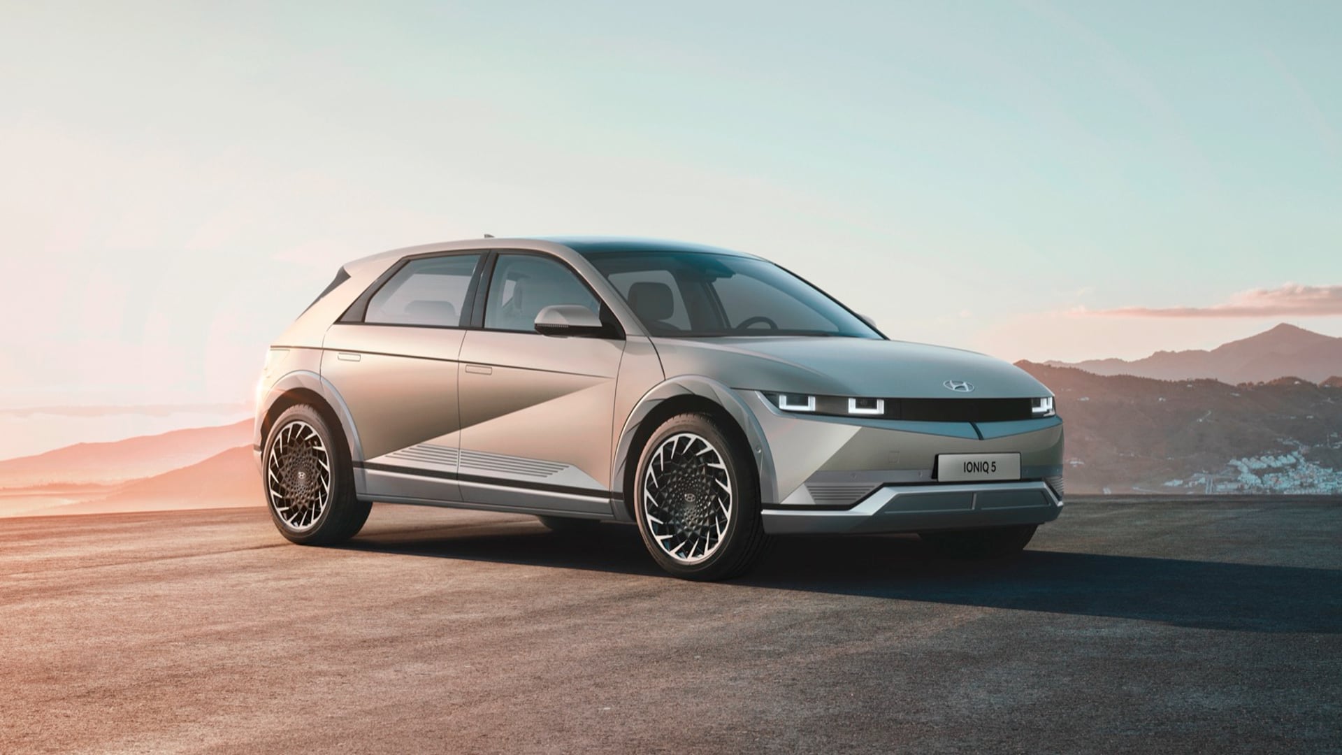 HYUNDAI "LEADING BY EXAMPLE" ICONIQ 5