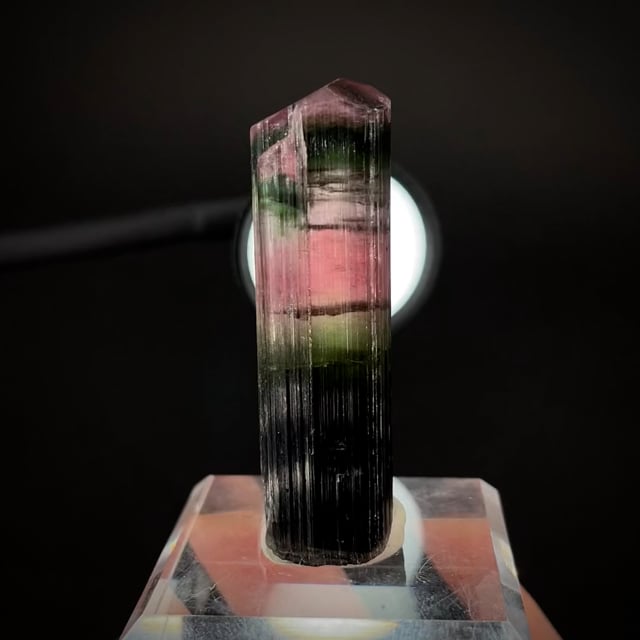 Tourmaline with complex color zones