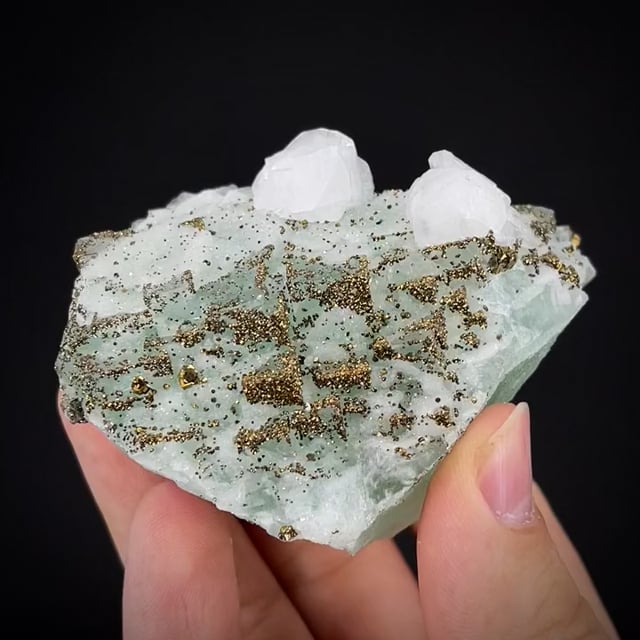 Fluorite with Quartz, Pyrite and Calcite