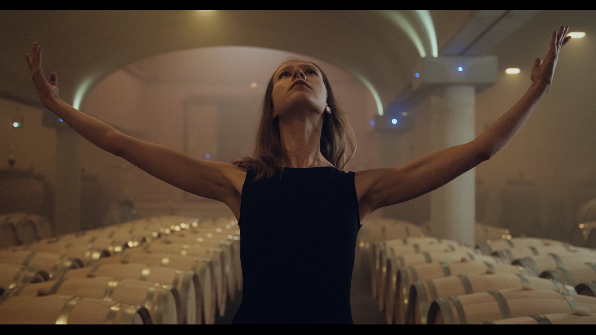 Transient - Short dance film feat. Anaëlle Mariat