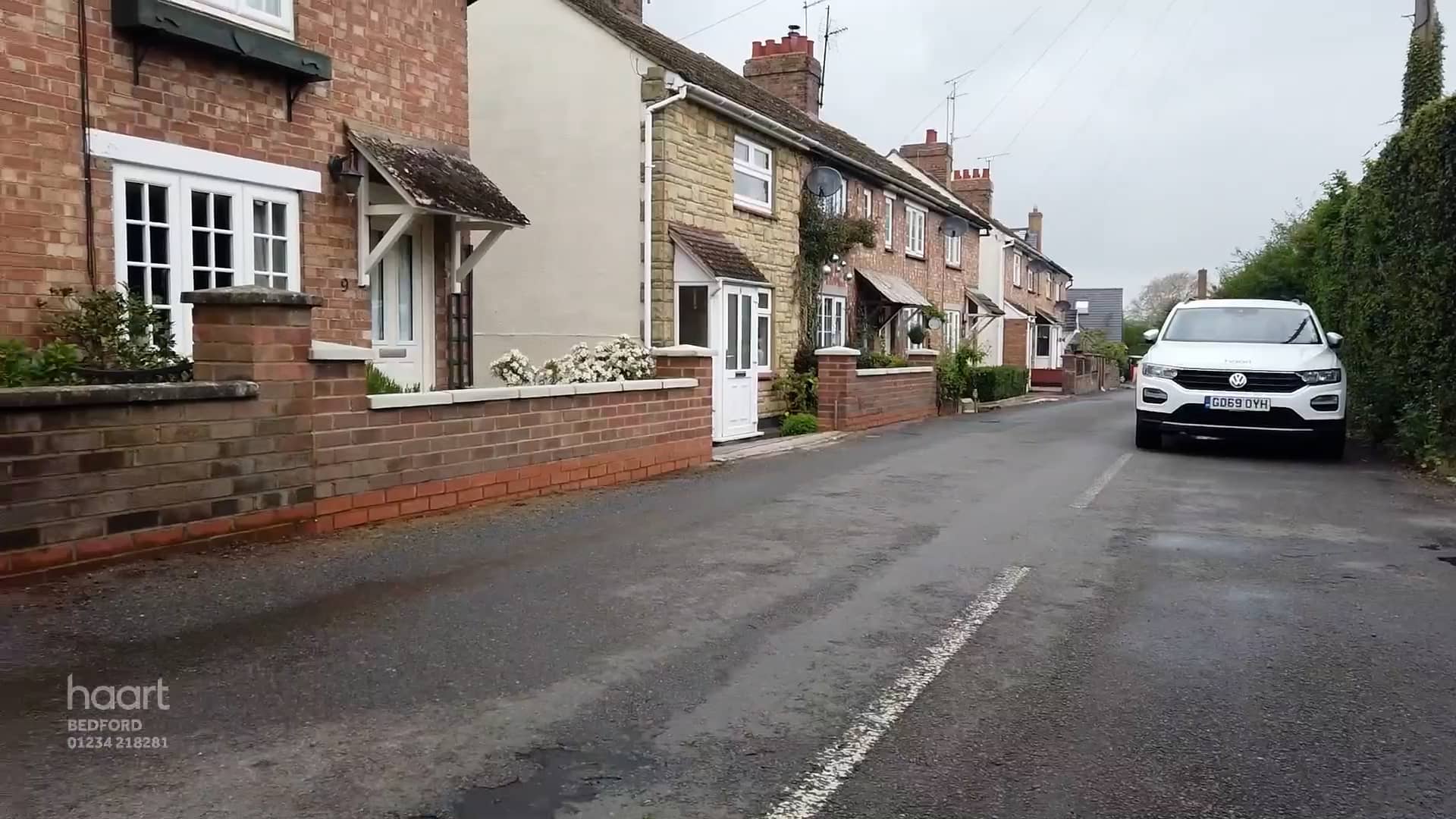 Quick Sneak Peek of Pavenham Road, Felmersham, 3 bedroom Mid Terraced