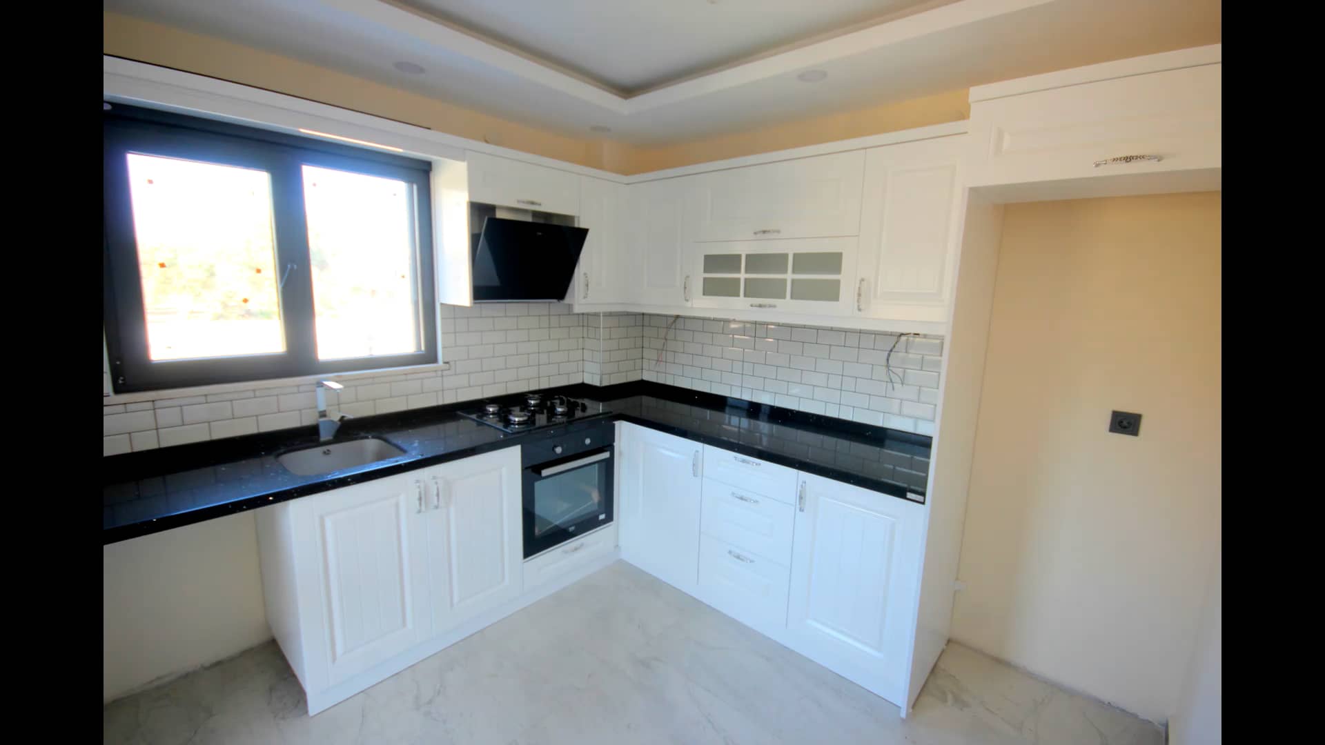 Müstakil Ev Balıkesir GÜMÜŞ�DEN GÜREDE TEK BAŞINA ULTRA LÜKS 3+1