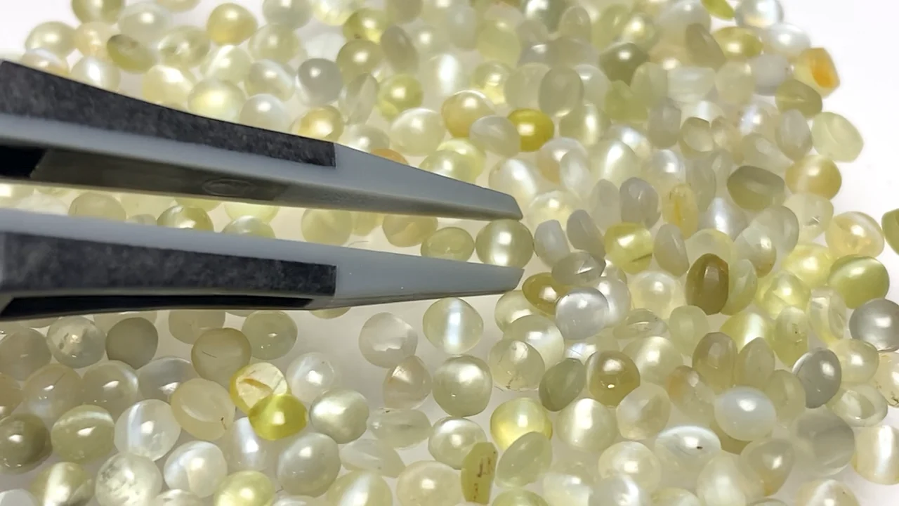 クリソベリルキャッツアイ ラウンド カボション3×3mm 10個｜天然石