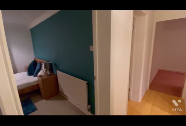 A large double room in a shared flat Main Photo