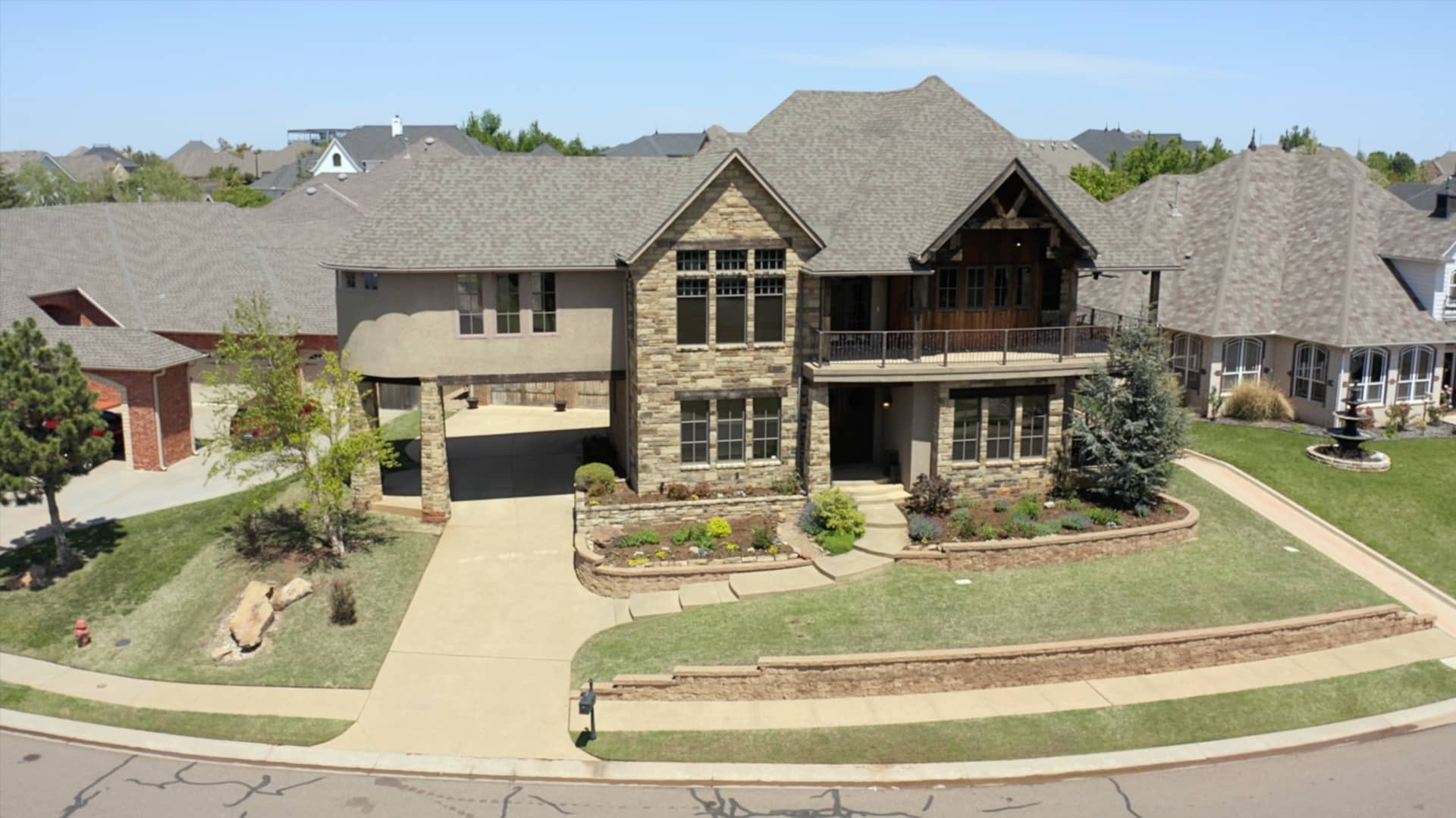 13200 Canyon Lakes Dr, OKC on Vimeo
