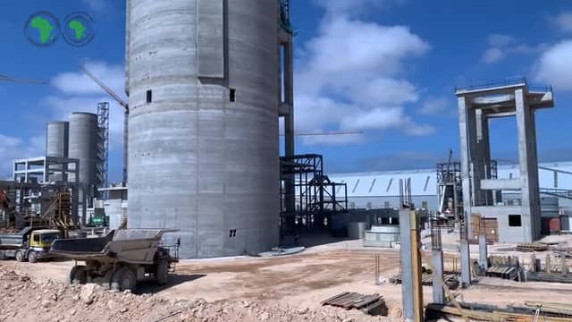 Maroc, Construction de la nouvelle cimenterie NOVACIM : Abdelilah ...