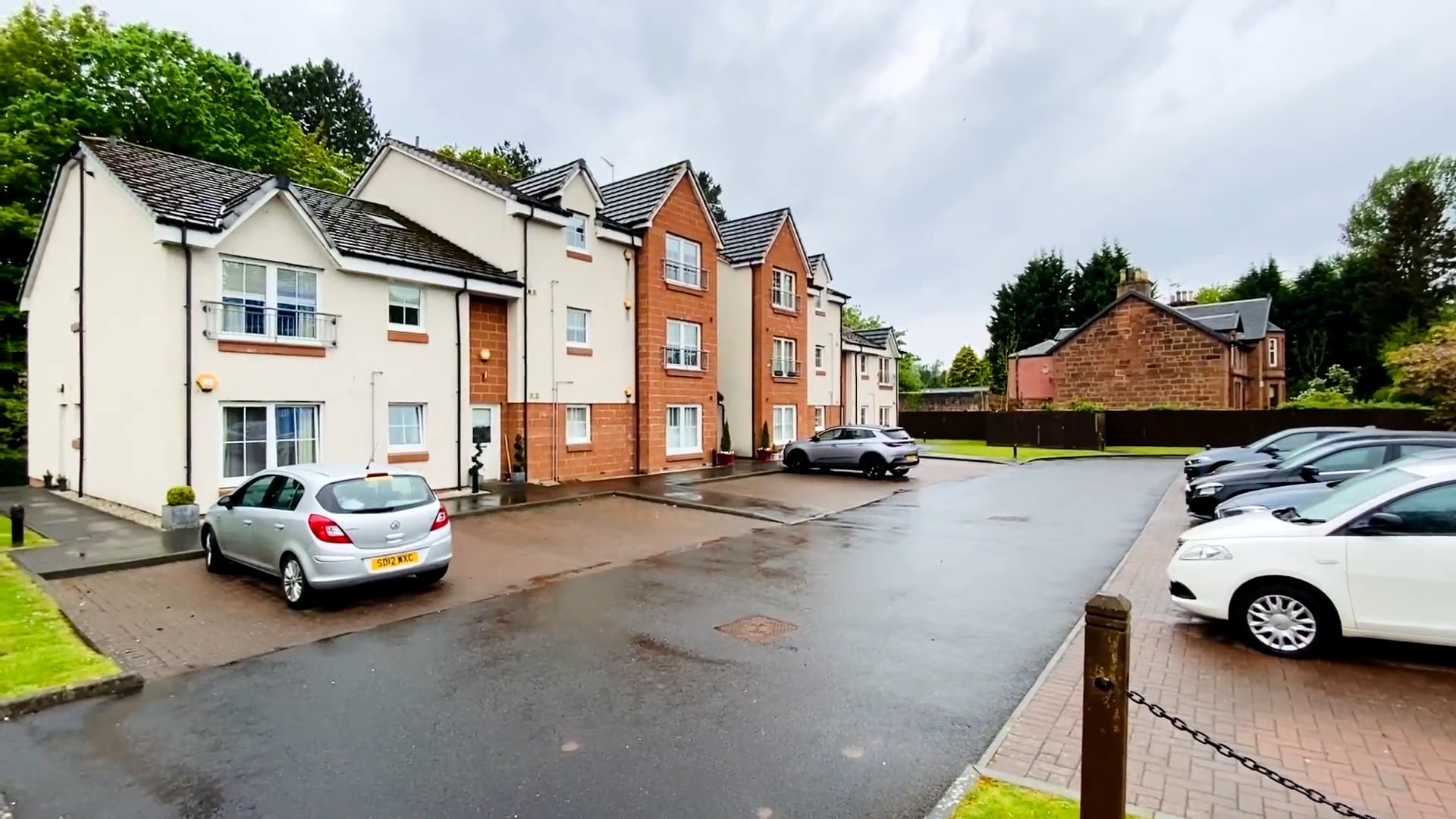 Flat 1, Burnpark Avenue, Uddingston on Vimeo